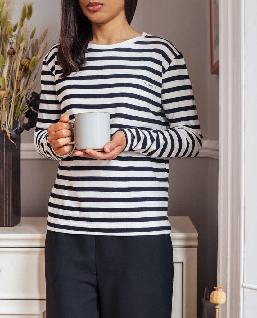 Women's Long-Sleeved T-Shirt with Logo - Black and White