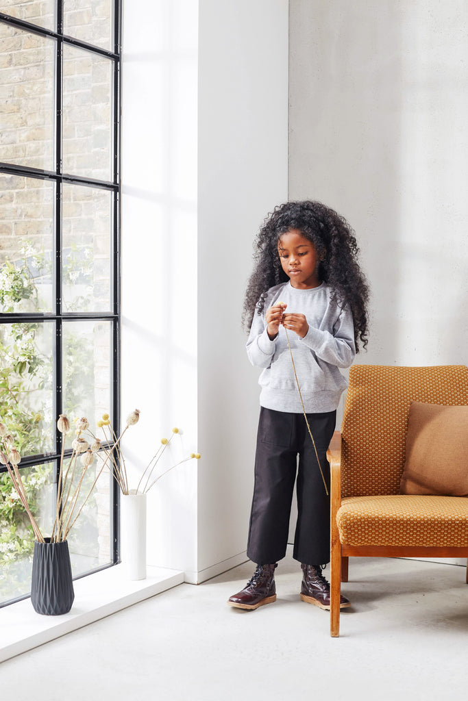 THE NATTY Grey Round Neck Children's Sweater 